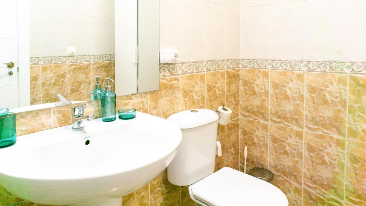 Carvajal Apartment Parking Malaga Benalmádena Exteriör bild
