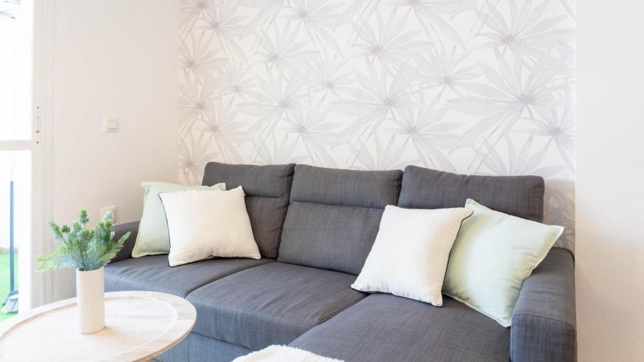 Carvajal Apartment Parking Malaga Benalmádena Exteriör bild